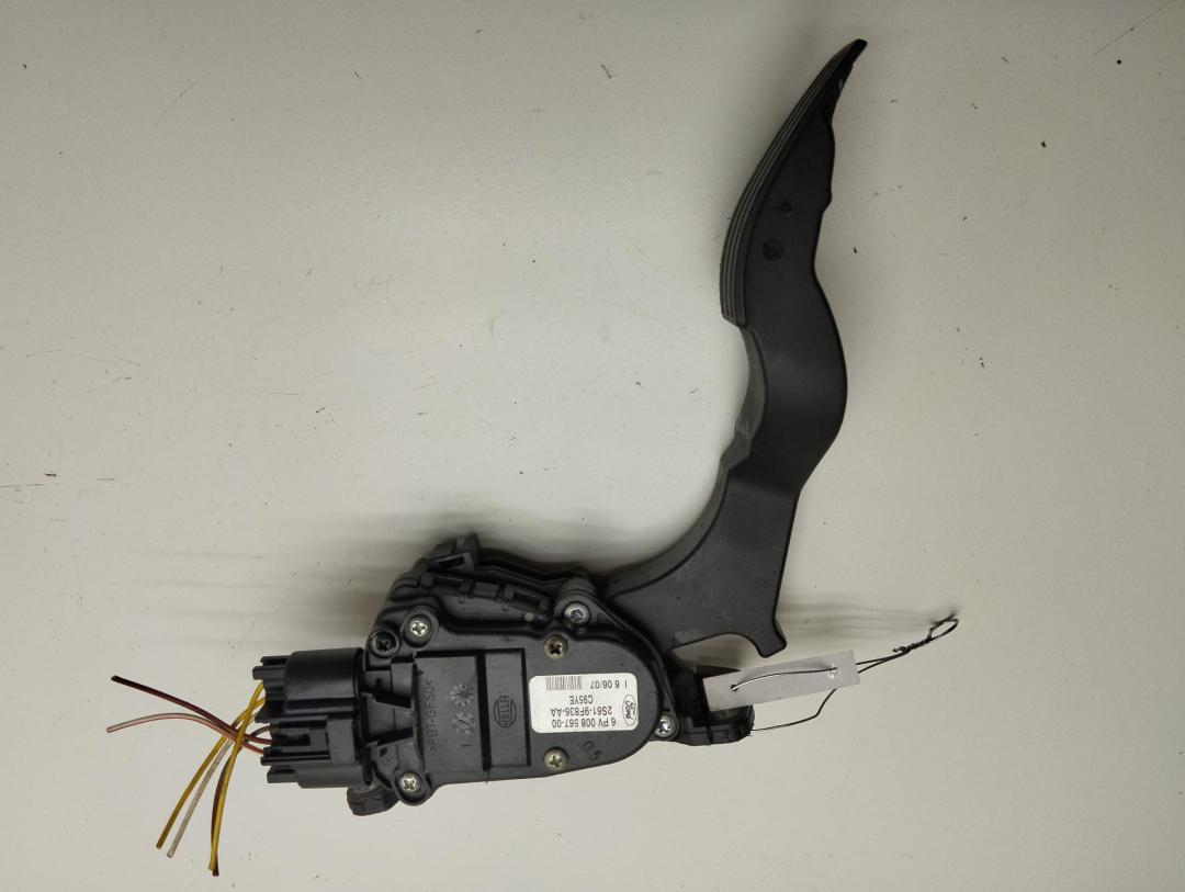 педаль Ford Fusion 2007, 1.4 л., бензин, МКПП, серый, хетчбэк 5 дв., 2S619F836AA