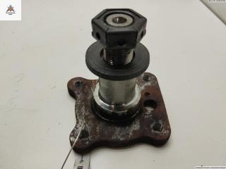 Цапфа задняя (ось ступицы) Ford Fusion 1 поколение [рестайлинг] 2007, 1.4 л., бензин, МКПП, серый, хетчбэк 5 дв.