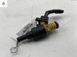 форсунка Kia Rio 1 поколение [рестайлинг] 2003, 1.5 л., бензин, МКПП, синий, хетчбэк 5 дв., OK30E13250