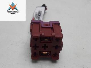 разъем (фишка) проводки Skoda Fabia 2 поколение (5J) 2007, 1.2 л., бензин, МКПП, красный, хетчбэк 5 дв., 443937527