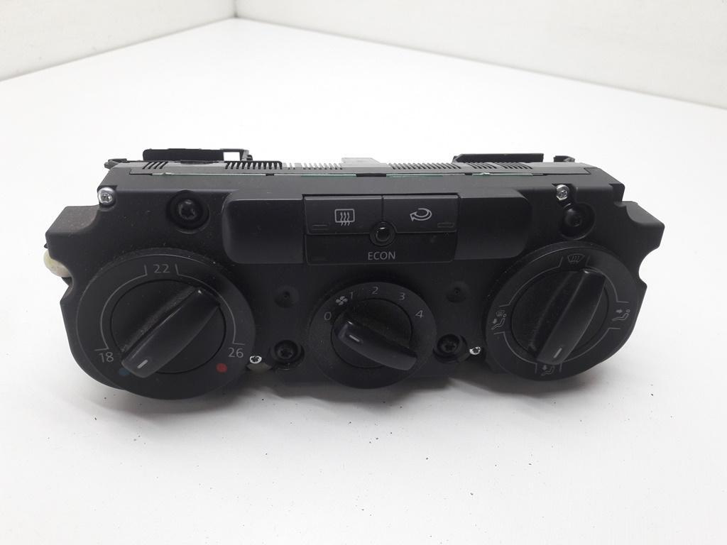 блок управления печки / климат-контроля Volkswagen Golf 5 поколение 2005, 1.4 л., бензин, МКПП, серый, хетчбэк 3 дв. - фото №1