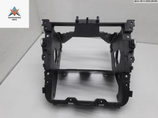 рамка под магнитолу Volkswagen Golf 5 поколение 2005, 1.4 л., бензин, МКПП, серый, хетчбэк 3 дв., 1K0858005B