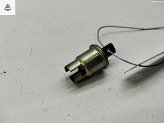 Патрон лампы фары Volkswagen Passat B4 1995, 1.8 л., бензин, МКПП, синий, седан