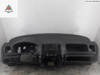 панель передняя салона (торпедо) Skoda Fabia 2 поколение (5J) 2007, 1.2 л., бензин, МКПП, красный, хетчбэк 5 дв.