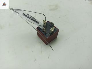 реле (прочие) Renault Espace 4 поколение 2004, 2.0 л., бензин, МКПП, чёрный, минивэн, 7700844682