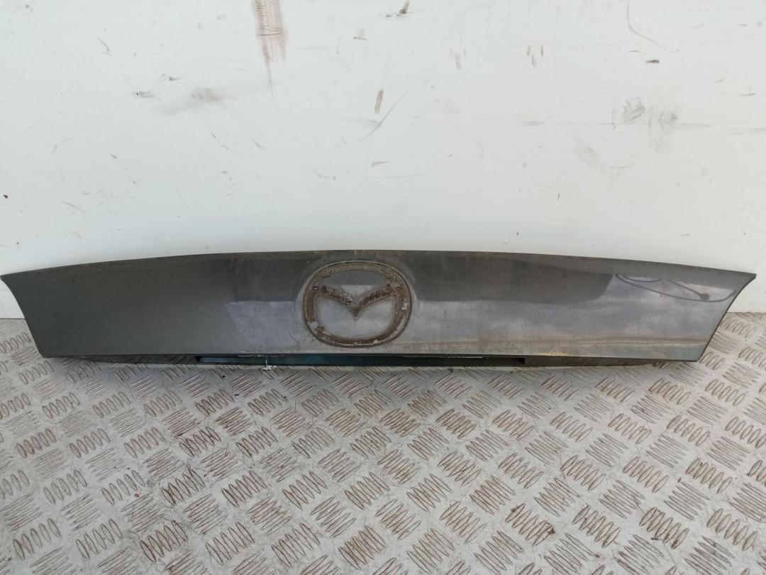 накладка подсветки номера Mazda 6 GH 2012, 2.2 л., дизель, МКПП, серый, универсал, GS2A50811