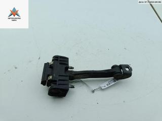 Ограничитель открывания двери задней Opel Astra H/Family [рестайлинг] 2005, универсал, 13107851