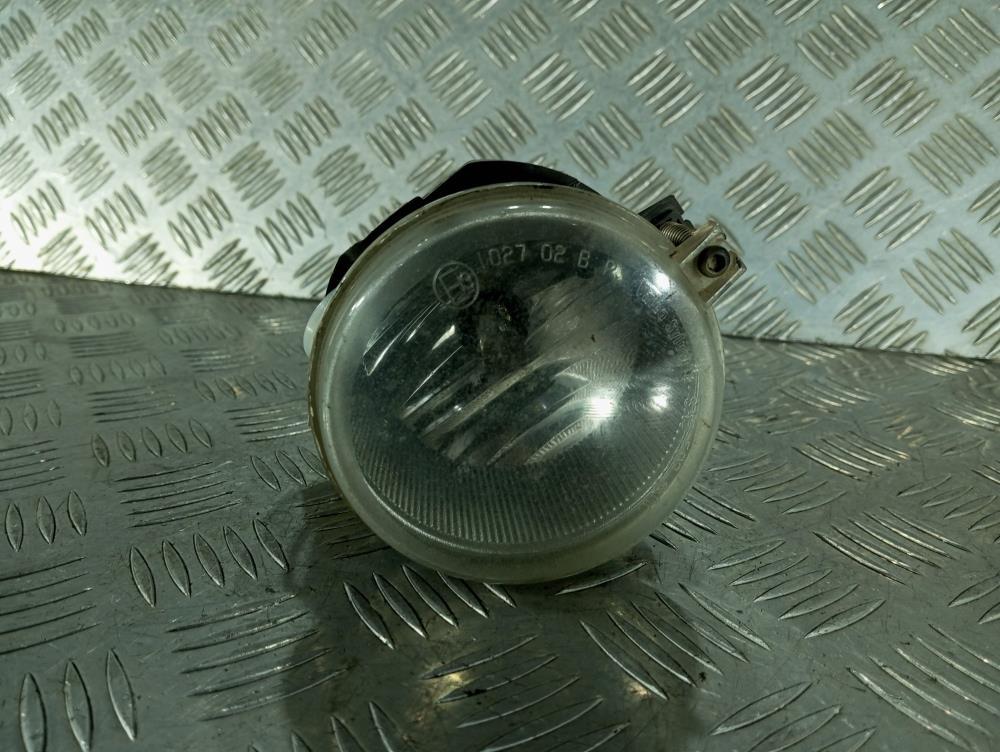 фара противотуманная правая Chrysler Grand Voyager 4 поколение 2003, цвет, 61A-1808-0164 - фото №1