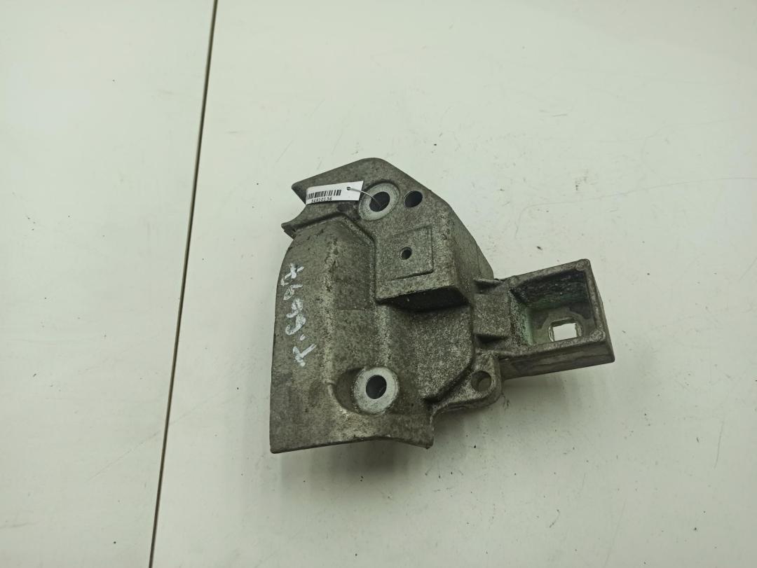 кронштейн двигателя Renault Scenic I 2001, 1.6 л., бензин, МКПП, серый, минивэн, 8200196206