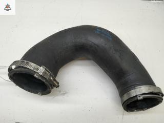 патрубок интеркулера Volkswagen Touareg 1 поколение [рестайлинг] 2007, 3.0 л., дизель, АКПП, чёрный, внедорожник 5 дв., 7L6145972E