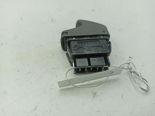 кнопка стеклоподъемника переднего правого Renault Scenic I 2001, 1.6 л., бензин, МКПП, серый, минивэн, 432962