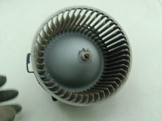 моторчик печки Mazda 3 BK 2005, 1.4 л., бензин, МКПП, серый, хетчбэк 5 дв., 894000-0270