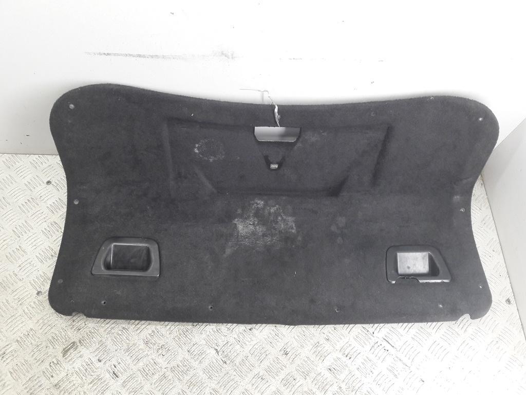 обшивка крышки багажника Volkswagen Passat B5 1998, 1.9 л., дизель, МКПП, красный, седан - фото №1
