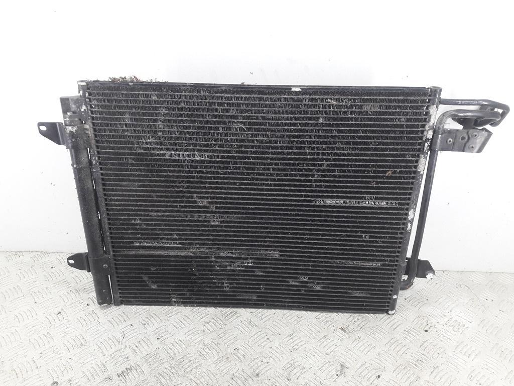 радиатор кондиционера Volkswagen Touran 2003, 2.0 л., дизель, МКПП, серый, минивэн, 1T0820411B