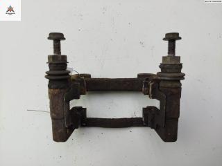 скоба суппорта Opel Zafira 2 поколение (B) 2006, 1.9 л., дизель, МКПП, чёрный, минивэн