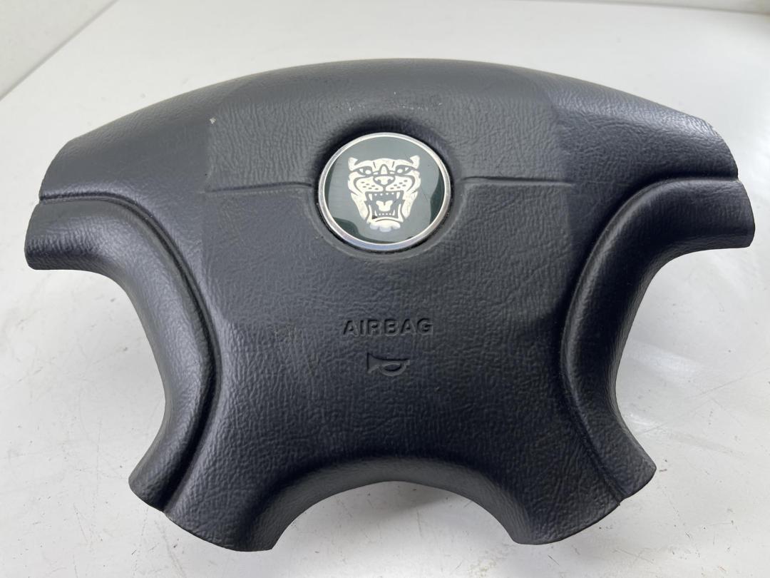 подушка безопасности водителя Jaguar X-Type 2002, 2.0 л., бензин, МКПП, чёрный, седан, 1X43F042B85AE