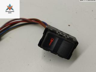 кнопка центрального замка Audi A4 B5 [рестайлинг] 1999, 1.6 л., бензин, МКПП, серый, универсал, 8L0962107