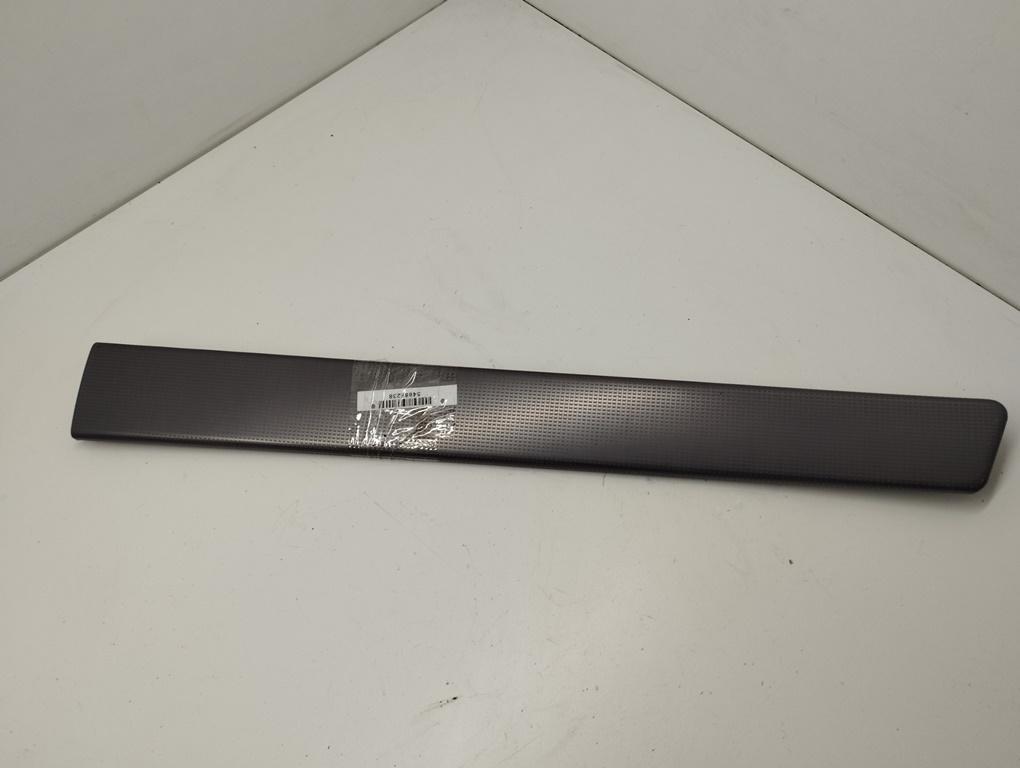 накладка декоративная Audi A6 C5 2003, 2.4 л., бензин, МКПП, серый, универсал, 4B0867410