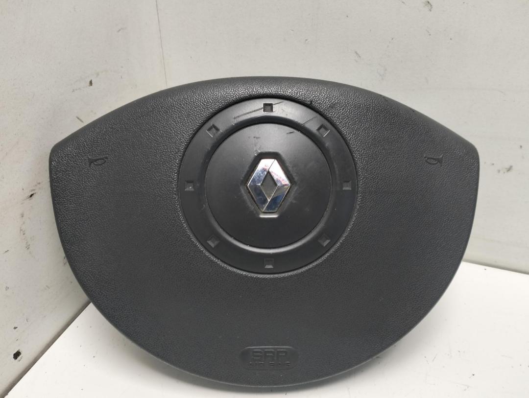 подушка безопасности водителя Renault Scenic II 2004, 1.5 л., дизель, МКПП, серый, минивэн, 8200381851