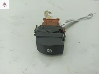 кнопка стеклоподъемника заднего правого Renault Laguna 2 поколение 2003, 1.8 л., бензин, МКПП, серый, хетчбэк 5 дв., 002448