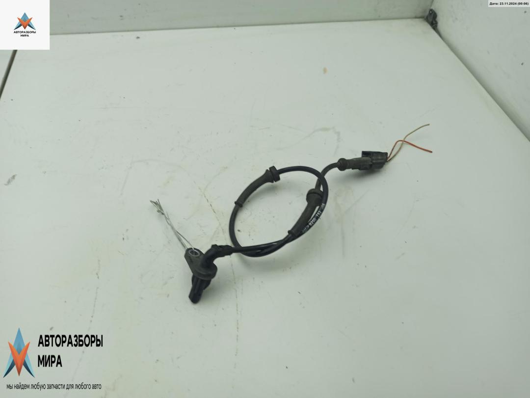 датчик ABS Dacia (Renault) Logan 2009, 1.4 л., бензин, МКПП, красный, универсал, 8200752605 - фото №1