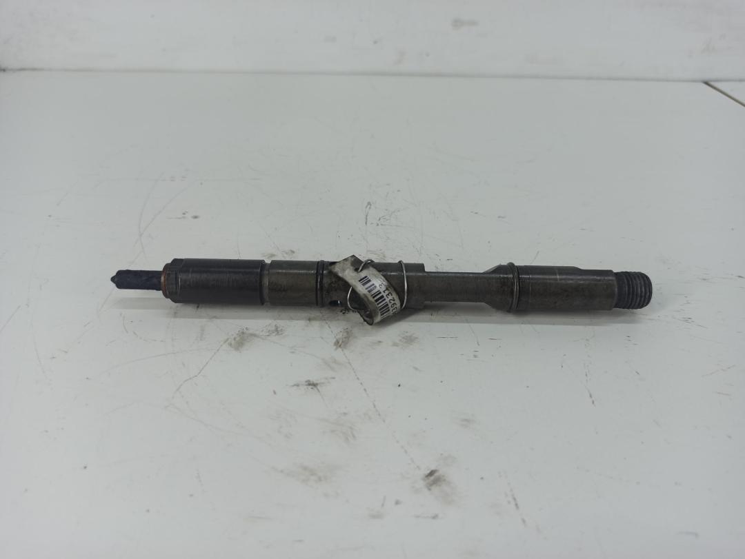 форсунка Audi A4 B6 2002, 2.5 л., дизель, МКПП, синий, универсал, 059130201F