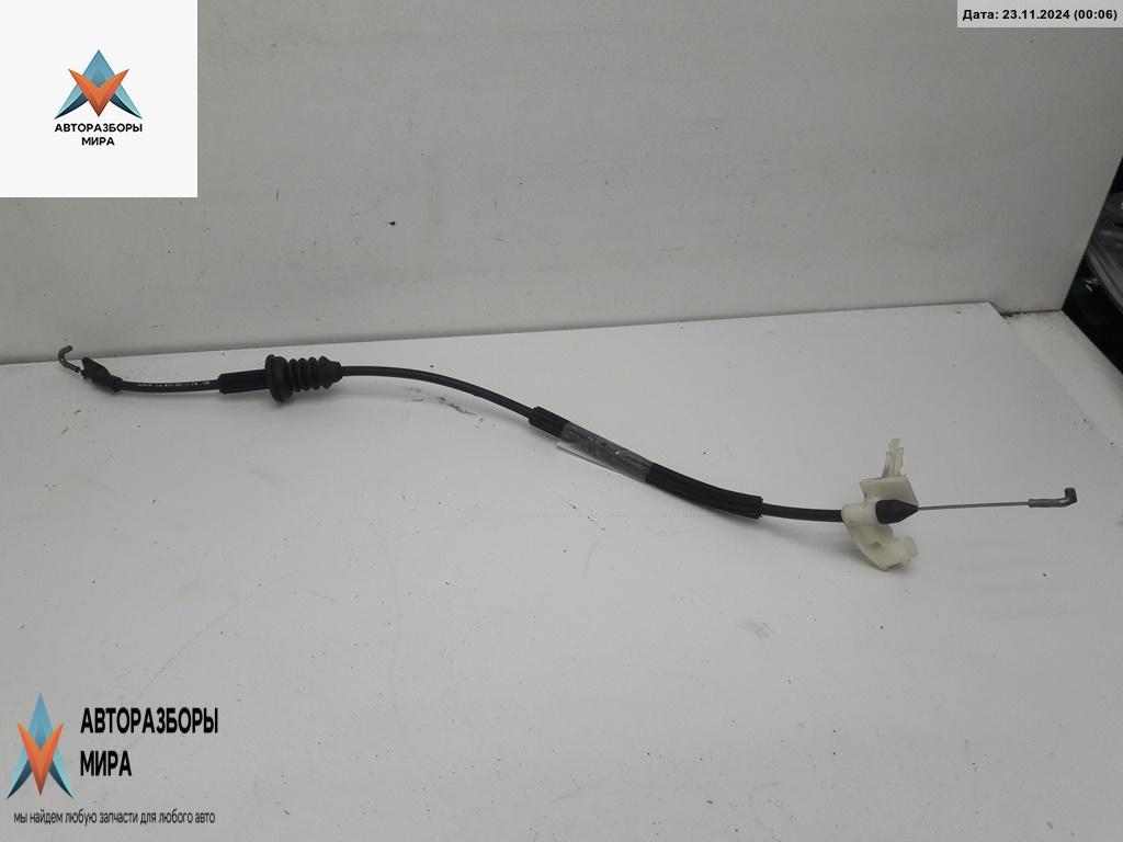 Трос двери задней Volkswagen Bora 1 поколение 2000, 1.6 л., бензин, МКПП, чёрный, седан, 1J4839085 - фото №1