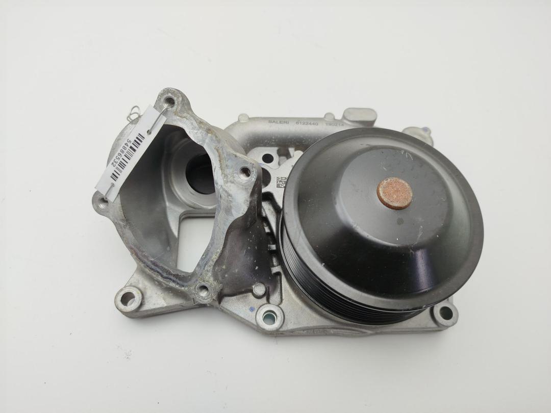 насос антифриза дополнительный BMW 2 Tourer F45/F46 2019, 1.5 л., гибрид, АКПП, чёрный, минивэн, 8617545