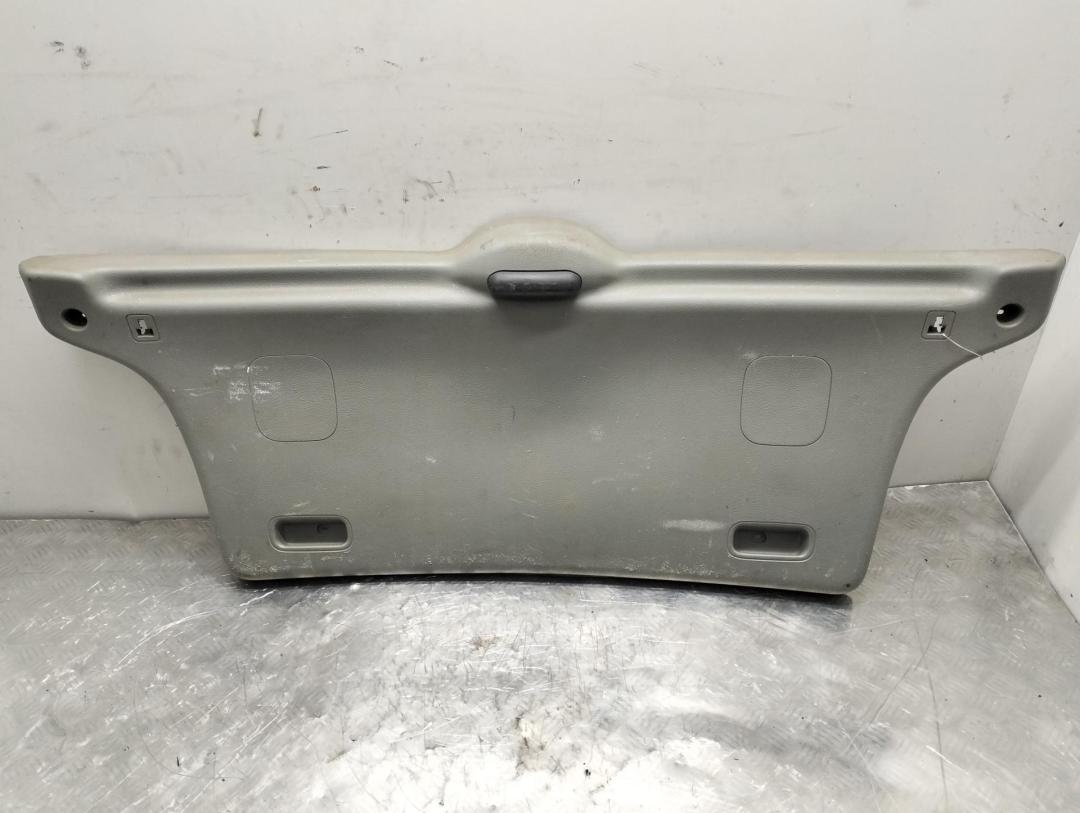обшивка крышки багажника Renault Scenic I 2002, 1.6 л., бензин, МКПП, синий, минивэн, 7700836253