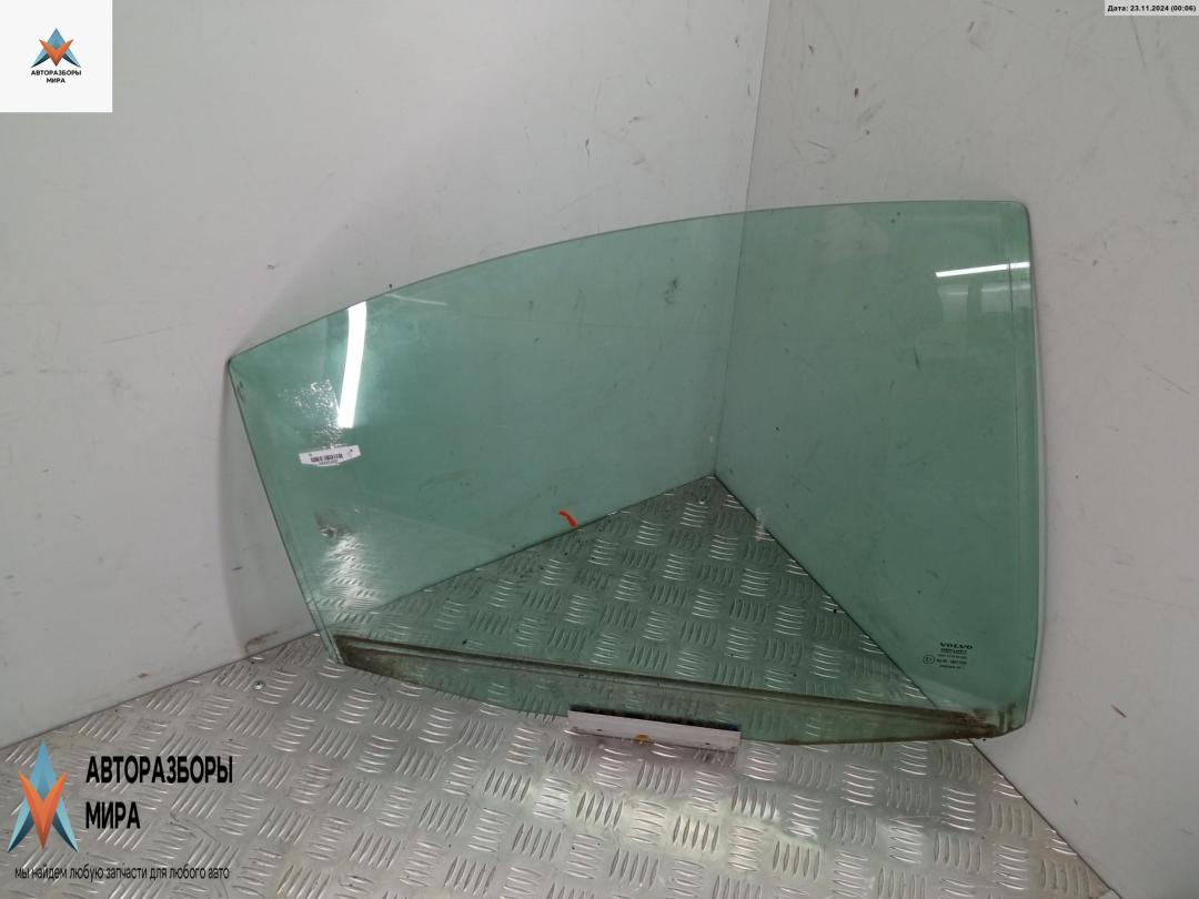 стекло двери задней правой Volvo S60 1 поколение 2000, 2.4 л., бензин, АКПП, серый, седан - фото №1