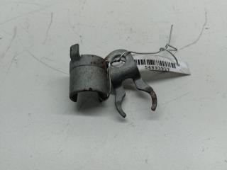 кронштейн (крепление) Ford Mondeo 3 поколение [рестайлинг] 2004, 1.8 л., бензин, МКПП, серый, универсал