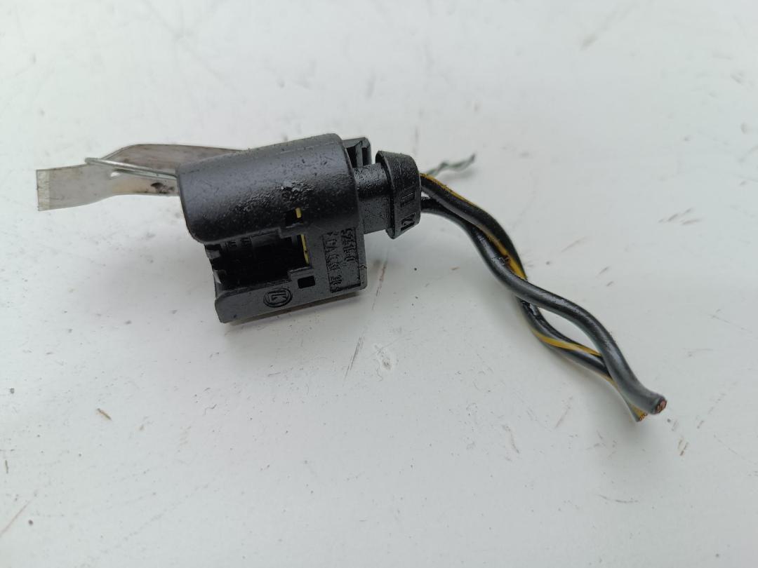 разъем (фишка) проводки Mercedes-Benz Vaneo W414 2003, 1.7 л., дизель, МКПП, серый, минивэн, 1685452928