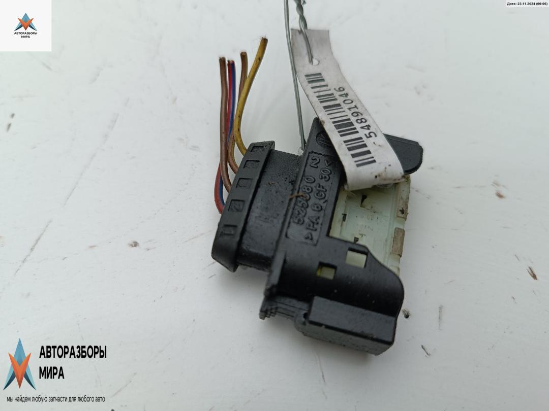 разъем (фишка) проводки Mercedes-Benz Vaneo W414 2003, 1.7 л., дизель, МКПП, серый, минивэн, 525880 - фото №1