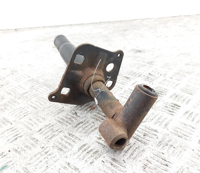 кронштейн переднего бампера BMW 5 E39 1999, 2.5 л., бензин, АКПП, серый, универсал, 8159360