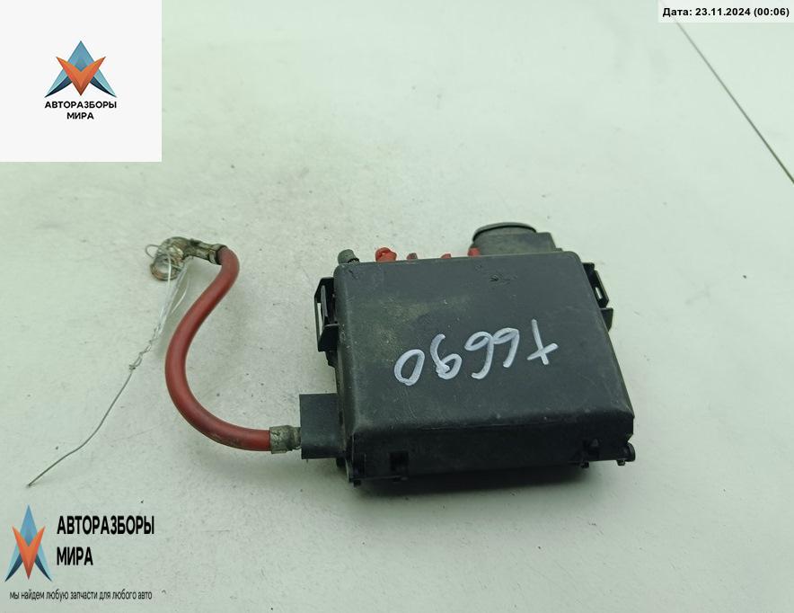 Блок управления аккумулятором Skoda Octavia mk1 (A4 1U) 2003, 2.0 л., бензин, МКПП, синий, универсал, 1J0937550AF - фото №1