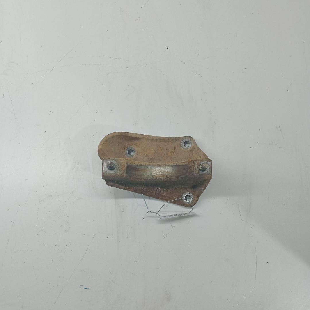 кронштейн (крепление) Ford Focus I 2000, 2.0 л., бензин, МКПП, зелёный, универсал, XS4W3K306CA