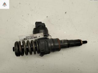 форсунка Volkswagen Golf 4 поколение 2002, 1.9 л., дизель, МКПП, чёрный, хетчбэк 3 дв., 038130073AQ