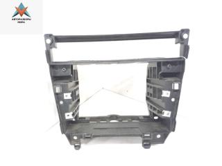рамка под магнитолу BMW 5 серия E60/E61 2006, 3.0 л., дизель, МКПП, серый, универсал, 7034118