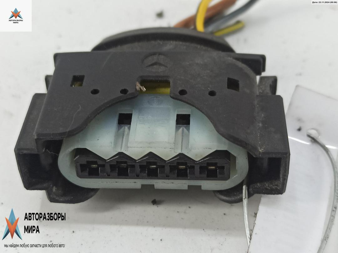 разъем (фишка) проводки Mercedes-Benz A-Класс W168 1998, 1.4 л., бензин, АКПП, зелёный, хетчбэк 5 дв., 220454628 - фото №1