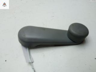 ручка стеклоподъемника Mazda 3 BK 2005, 1.4 л., бензин, МКПП, серый, хетчбэк 5 дв.