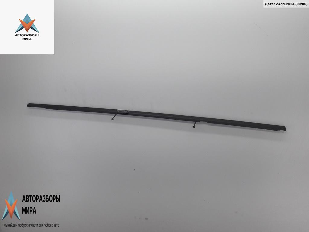 Молдинг стекла двери задней правой наружный Volkswagen Touran 1 поколение 2003, 2.0 л., дизель, МКПП, серый, минивэн - фото №1