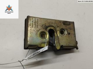 замок двери задней правой Audi 80 8A/B3 1991, 1.8 л., бензин, МКПП, красный, седан, 893839016C