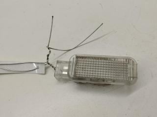 фонарь салона (плафон) Audi A6 4B/C5 2000, 2.5 л., дизель, АКПП, серый, седан, 4B0947415