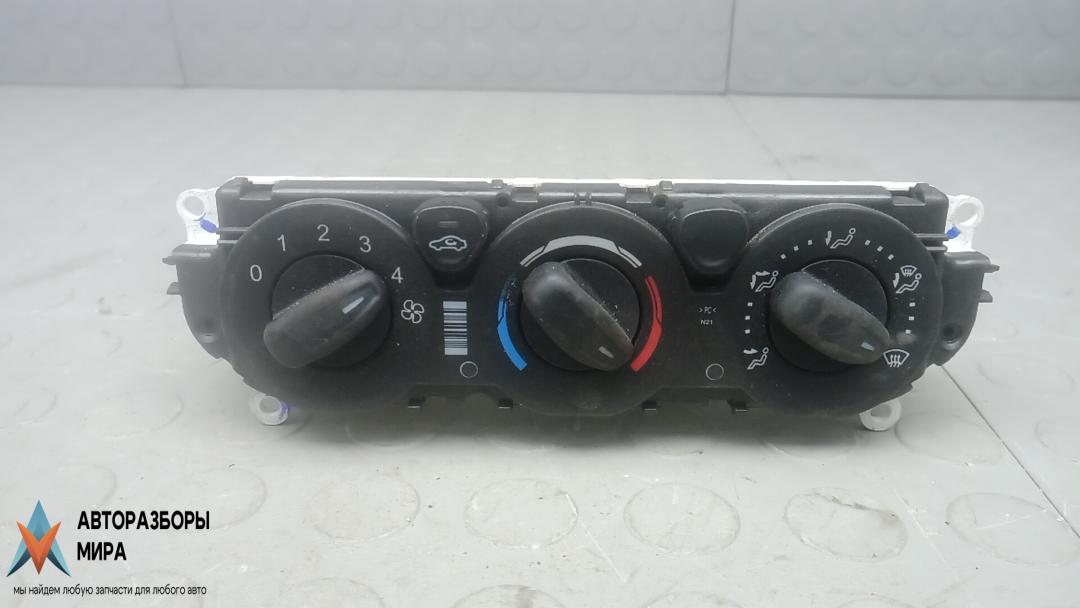 блок управления печки / климат-контроля Ford Transit 8 поколение 2015, 2.2 л., дизель, МКПП, микроавтобус - фото №1