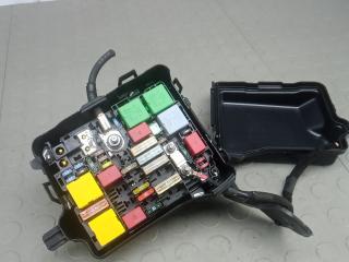 блок предохранителей Peugeot 2008 1 поколение 2014, 1.6 л., бензин, МКПП, внедорожник 5 дв., 373228895869