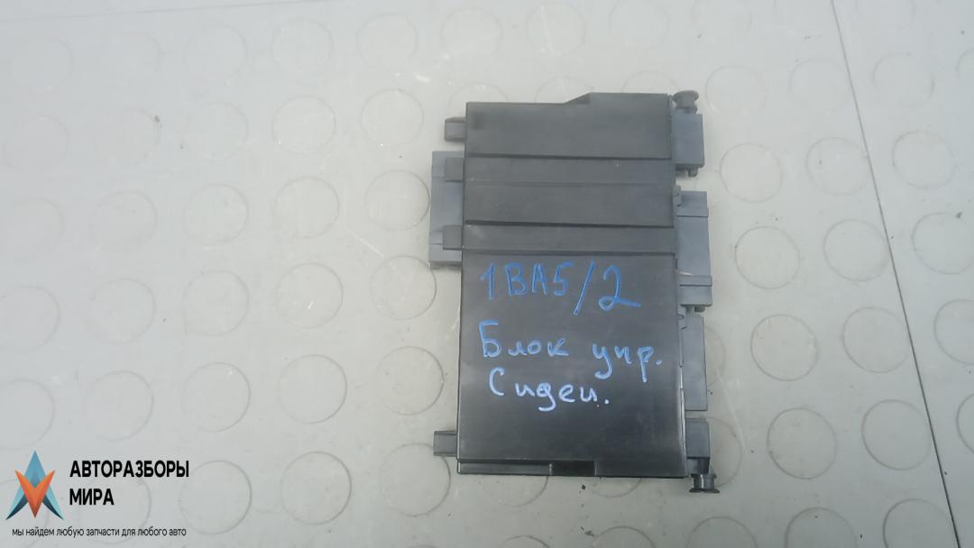 блок управления сиденьем Jeep Grand Cherokee WK2 2011, 3.6 л., бензин, АКПП, внедорожник 5 дв., 05026615AM - фото №1