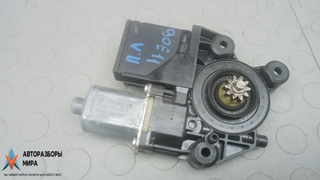 моторчик стеклоподъемника Renault Scenic 3 поколение 2011, 1.6 л., дизель, МКПП, минивэн, 807311805R - фото №1