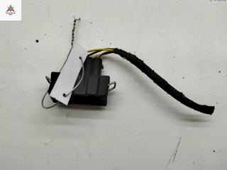 разъем (фишка) проводки Volkswagen Passat B4 1995, 1.6 л., бензин, МКПП, серый, универсал, 357972754