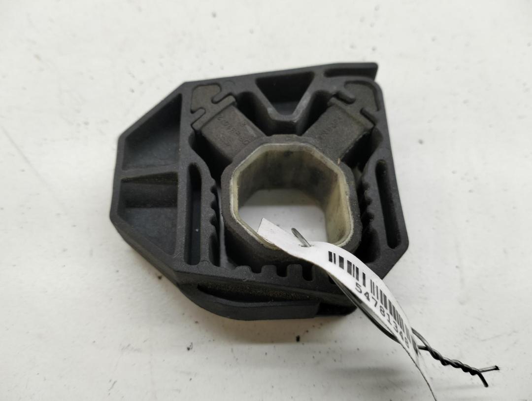 кронштейн радиатора Volkswagen Passat B6 2005, 2.0 л., бензин, МКПП, синий, универсал, 1K0121867D - фото №1