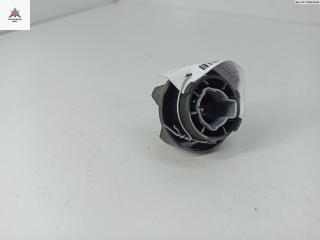 Патрон лампы указателя поворота Mercedes-Benz A-Класс W168 1999, 1.6 л., бензин, МКПП, синий, хетчбэк 5 дв., 0115450128